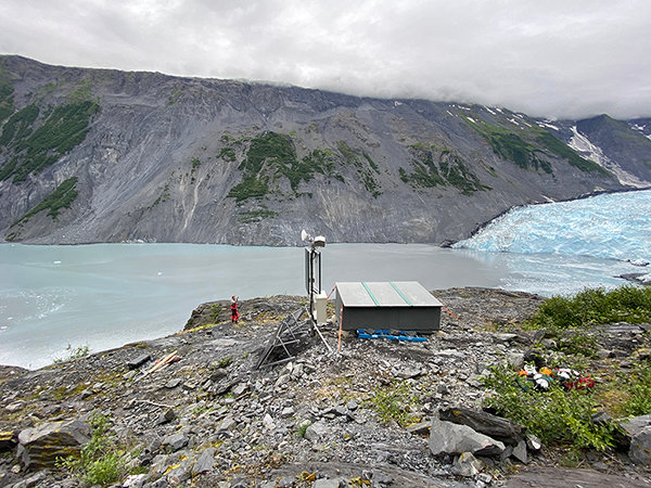 Barry Arm field work photo USGS, IMG0990